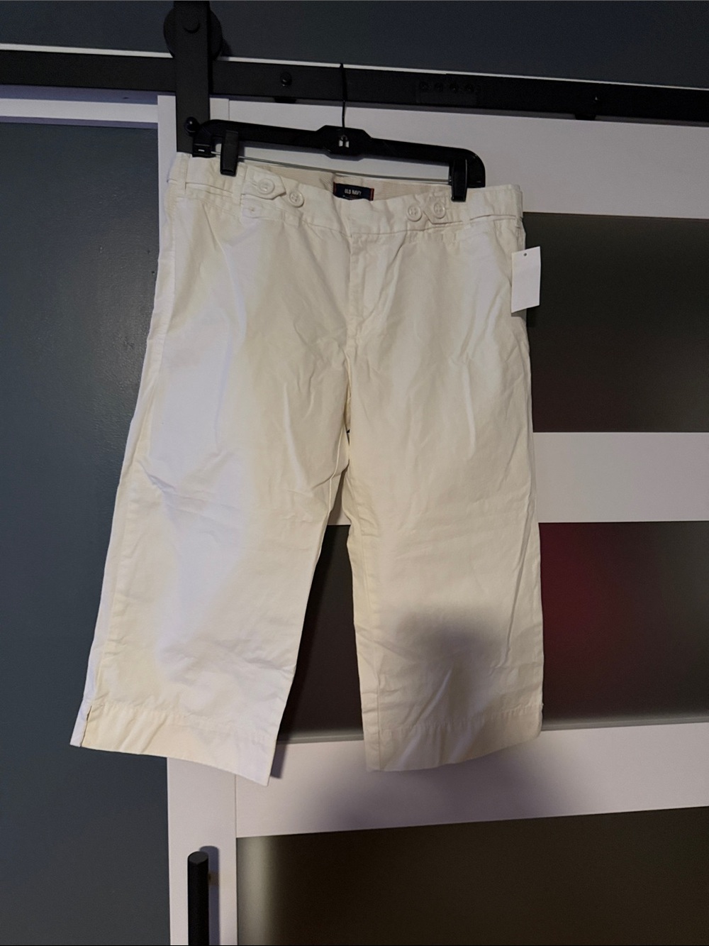 Old Navy white Knee-Length Cotton Shorts